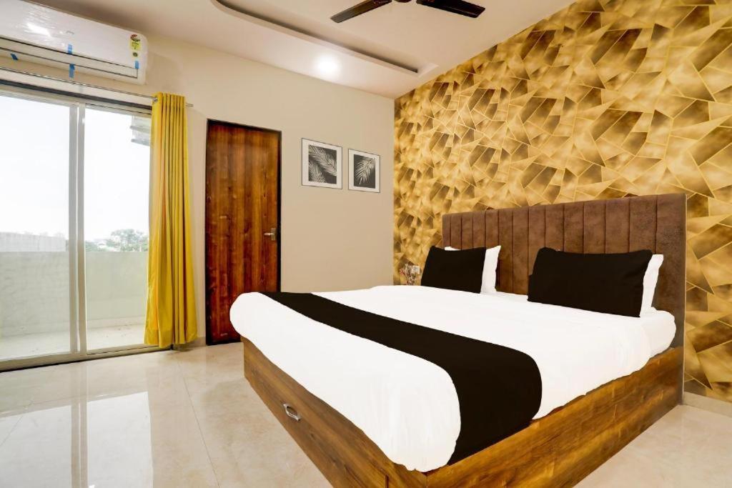 Gaurav And Restaurant 3* Indore